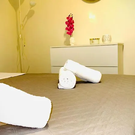 Maison Becca * Бари